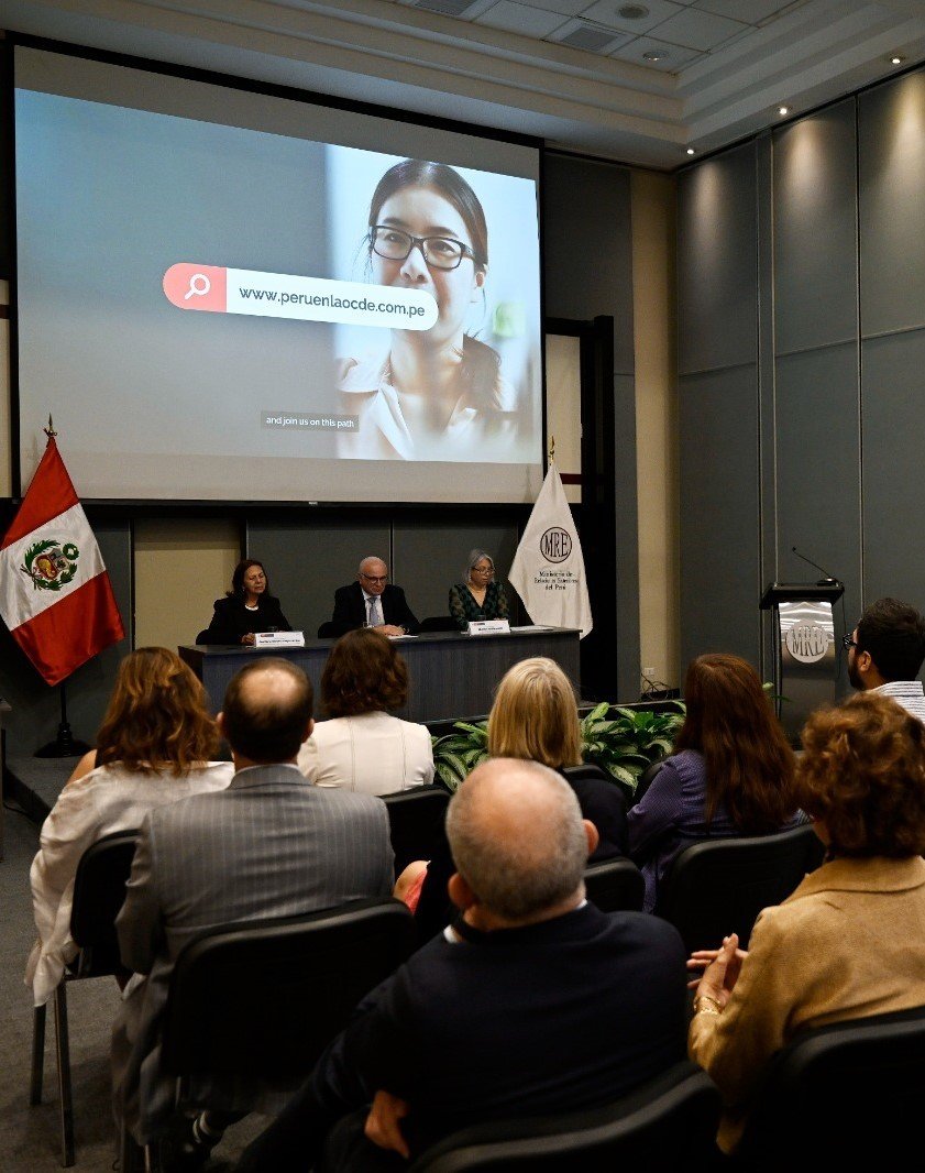 Presentación de la página web oficial del proceso de adhesión a la OCDE