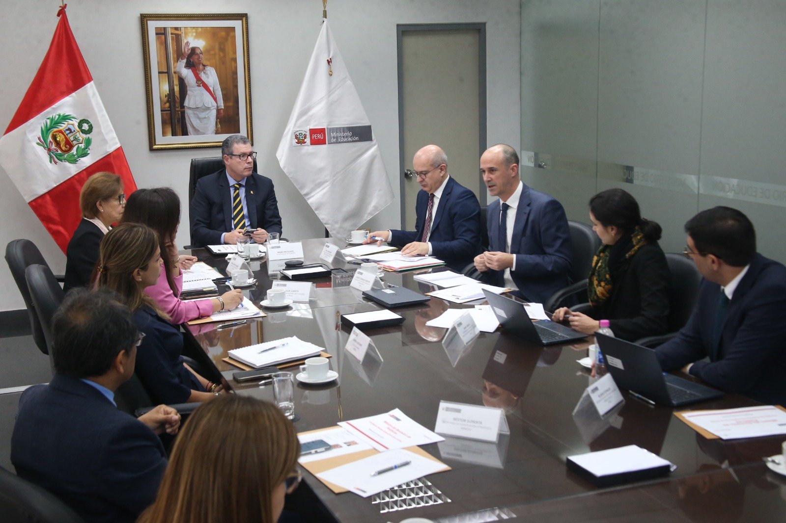 Minedu recibe a misión del Comité de Política Educativa de la OCDE
