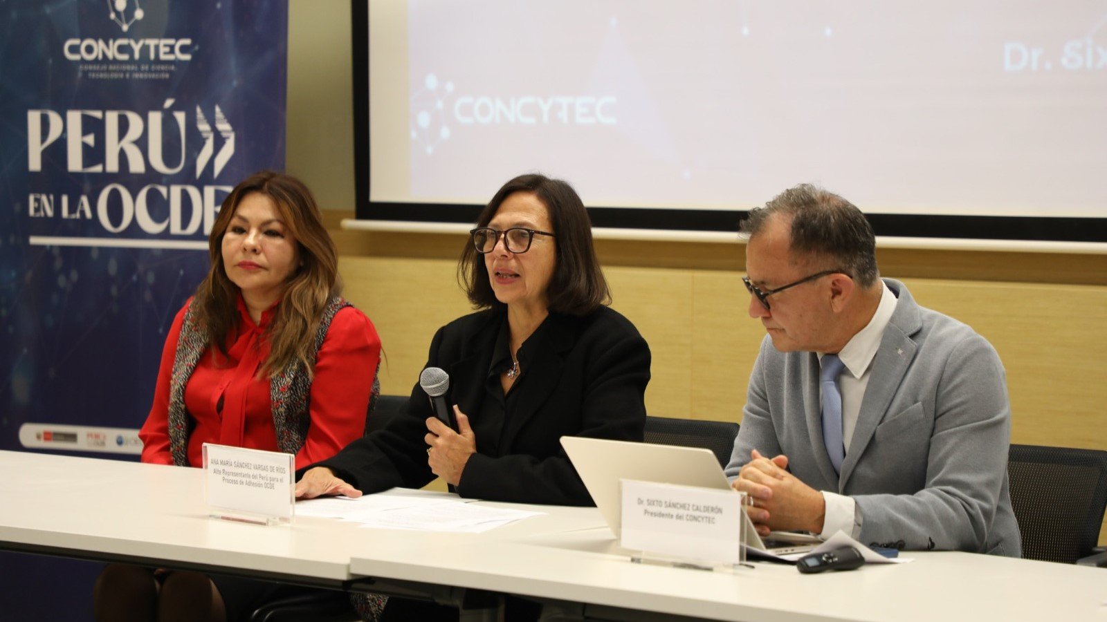 Perú reafirma su compromiso con la ciencia, la tecnología y la innovación para impulsar su ingreso a la OCDE